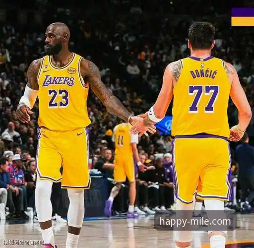 深度解析湖人客胜步行者：多核驱动下的进攻盛宴与观赛平台选择